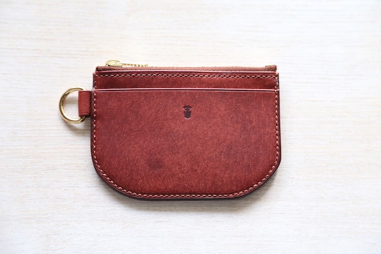 フラグメントケース　"luna(ルーナ)"　レッドブラウン　【イタリアンレザー プエブロ】