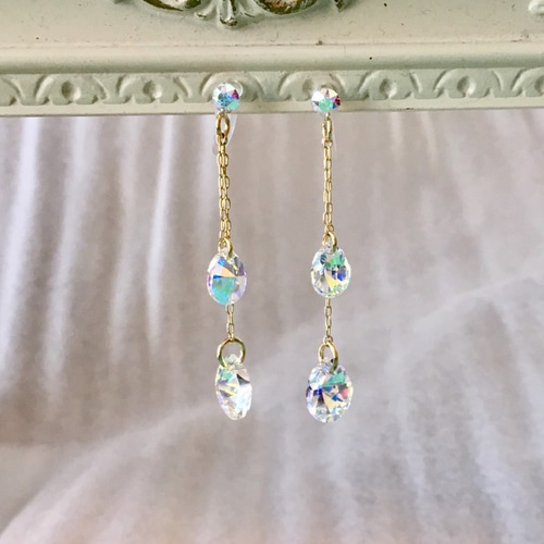 double drop 七色に輝くクリスタル オーロラ ノンホールピアス