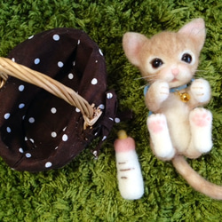 羊毛フェルト・乳飲み子猫・茶トラ 2枚目の画像