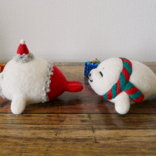 Creema限定】羊毛フェルト クリスマスのアザラシくん 羊毛フェルト
