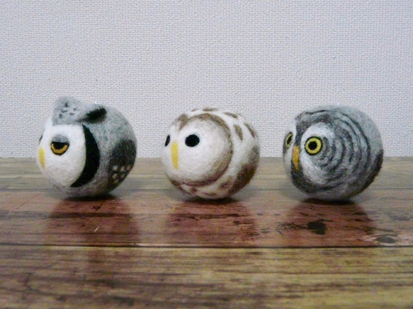 【小さい】Owlball キーホルダー 3枚目の画像