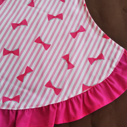ピンクストライプエプロンと三角巾のセット《80～100cm》 2枚目の画像