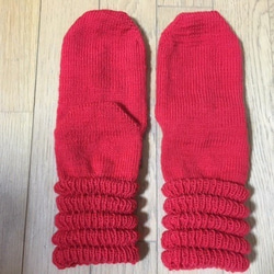 手編み靴下・段々赤 3枚目の画像