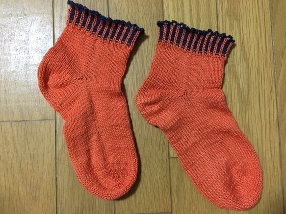 手編み靴下・マシュマロコットン橙 1枚目の画像