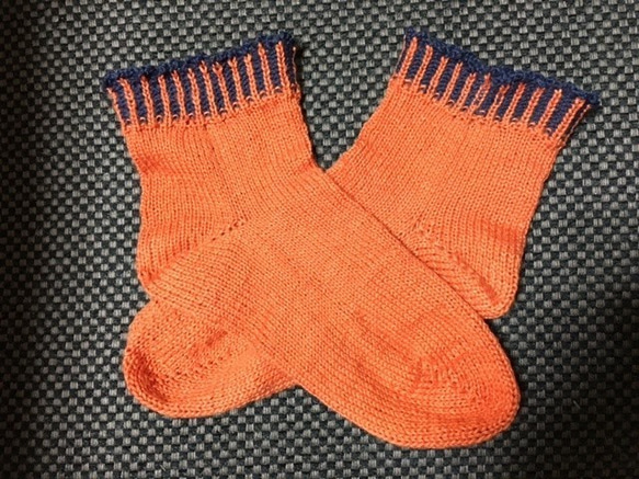手編み靴下・マシュマロコットン橙 2枚目の画像