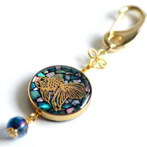 価格変更】螺鈿細工風レジン[キーホルダー] ～金魚