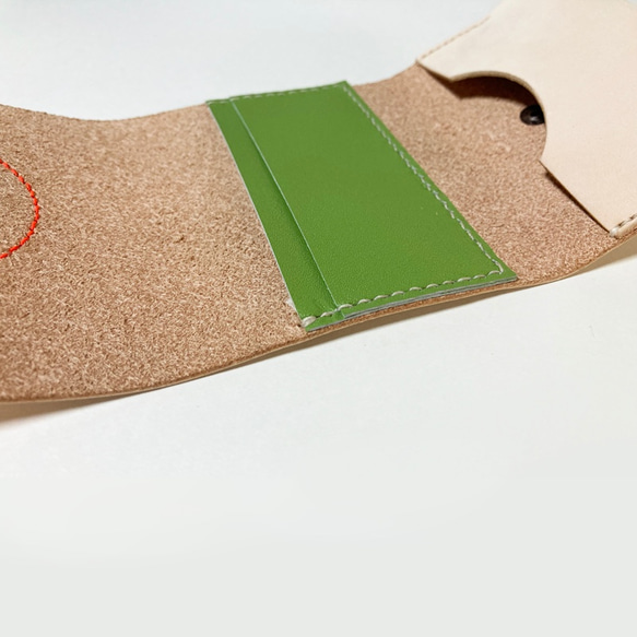 牛革のカードケース（ナチュラル×ネオンオレンジ×グリーン） 3枚目の画像