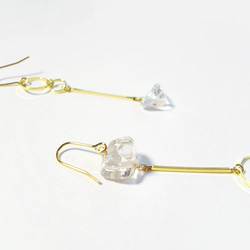 プラチナ【ティアドロップ＊ピアス】 雫しずく Pt900刻印入 新品！ 地金＊プラチナ【ティアドロップ＊ピアス】 雫しずく Pt900刻印