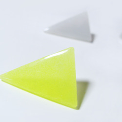 （再販）二等辺三角形のピアス 4枚目の画像