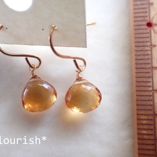 ◇14kgf◇とろり蜜色。ハニークォーツのフックピアス ピアス（スタッド