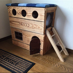 ハンドメイド 猫ちゃん ワンチャン ペット用 2段ベッド♫ スロープ使用 ハンドメイド 猫ちゃん ワンチャン ペット用 2段ベッド♫ 収納