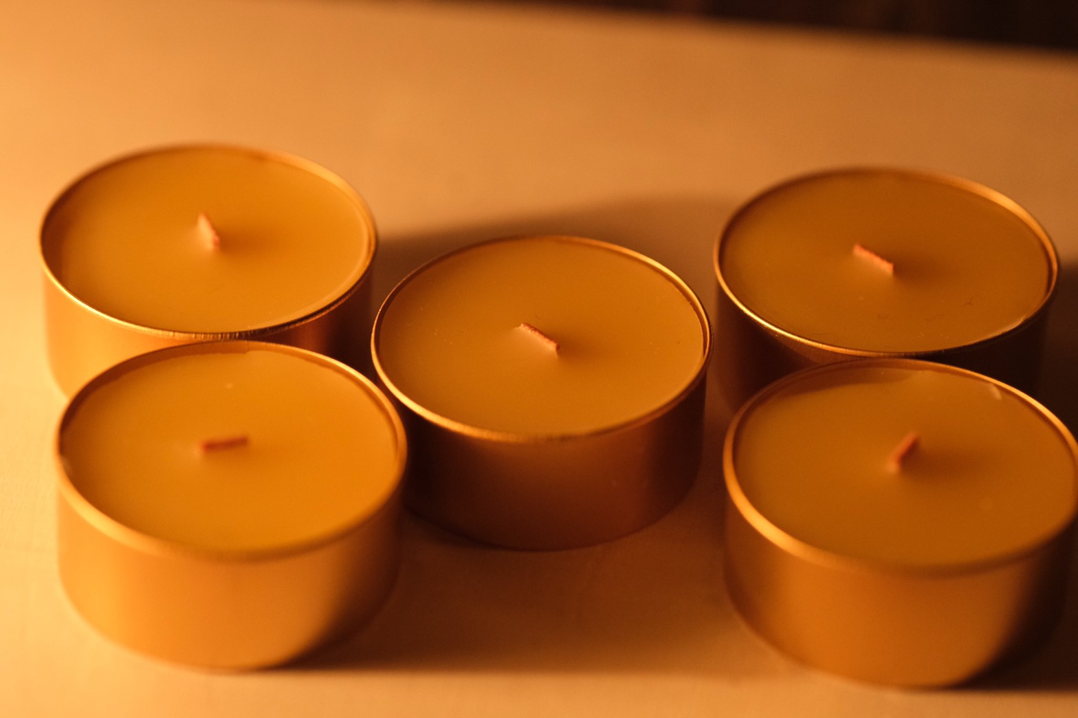 蜜蝋ティーライトキャンドル　120個