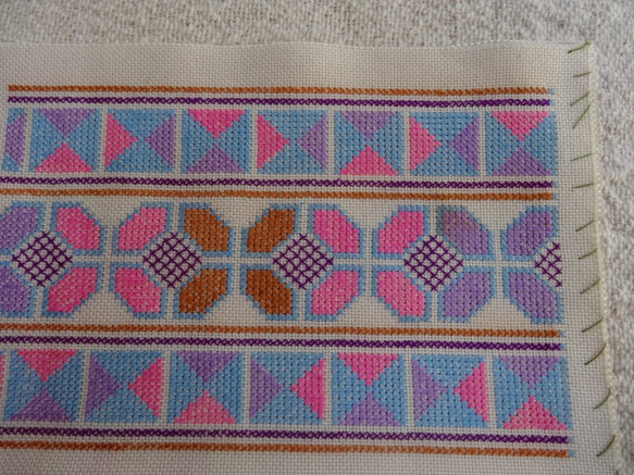 民族刺繍布（花） 4枚目の画像