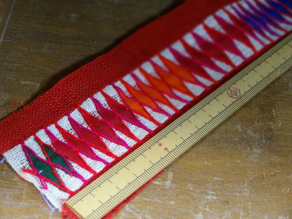 アカ族の布（長さ約50cmの2枚セット） 4枚目の画像
