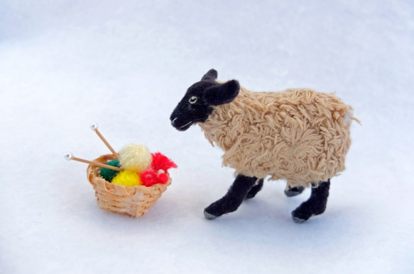 サフォーク羊　７ｃｍ 4枚目の画像