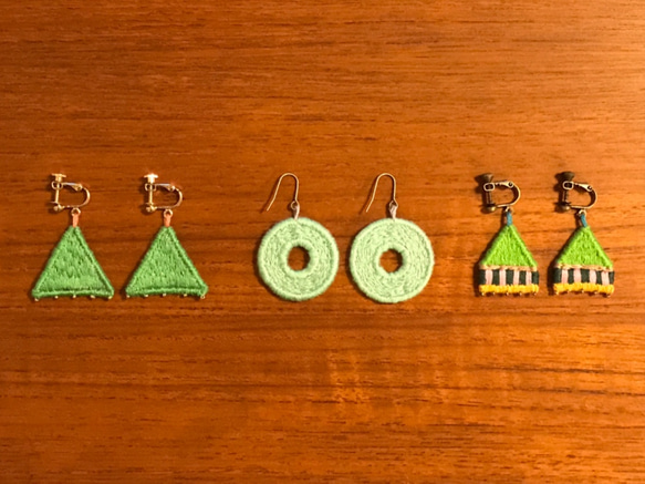 刺繍アクセサリー（緑） 1枚目の画像