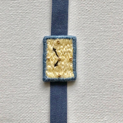 腕時計モチーフの刺繍ブレスレット 3枚目の画像