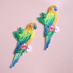 French Bird Applique Colorful Bird 黃綠色 第2張的照片