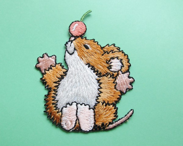 フランス　ネズミのアップリケ　チェリー 1枚目の画像
