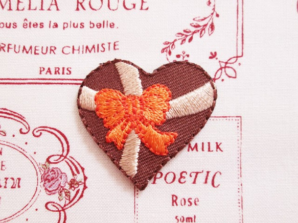 France Heart Applique 小巧克力 第1張的照片