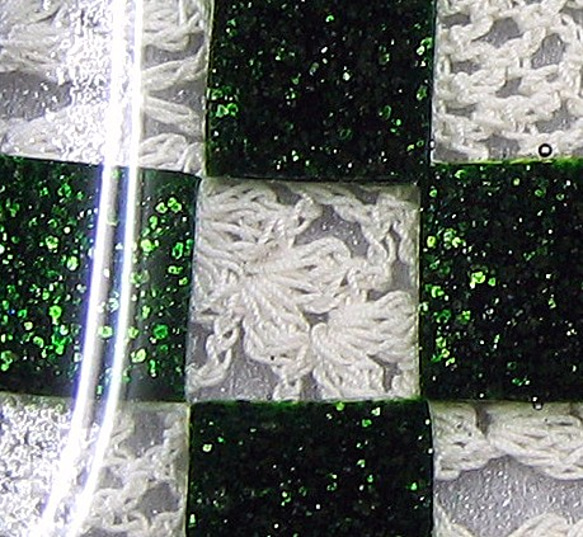 緑にキラキラ輝くガラス皿　ＳＤ３ 5枚目の画像