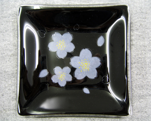 夜桜ガラス皿　ＳＤ３１１ 1枚目の画像