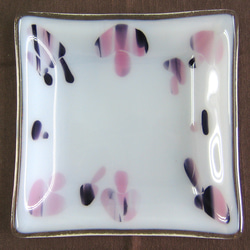 ピンクきのこのガラス皿　ＳＤ３７３ 4枚目の画像