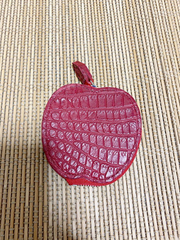 りんご　コインケース　クロコダイル　レッド 2枚目の画像