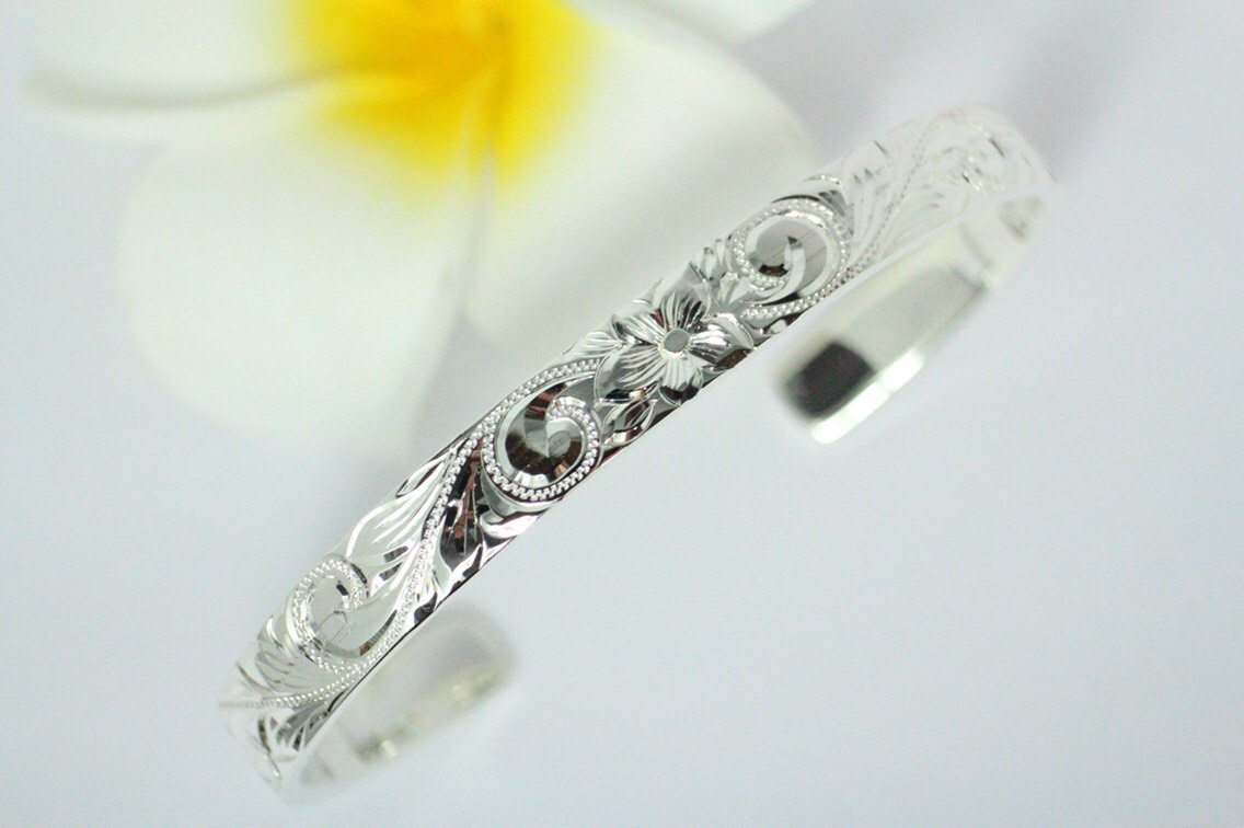 ハワイアンジュエリーバングル 17,500円