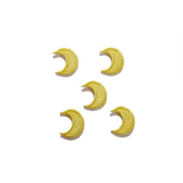 ちいさな月のワッペン（イエロー） 2枚目の画像
