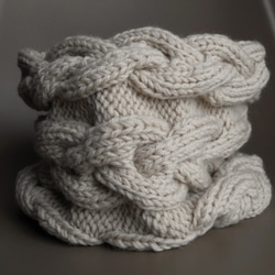 cables cowl/beige 第1張的照片