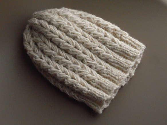 大きな編み目の帽子/ホワイトmix 1枚目の画像
