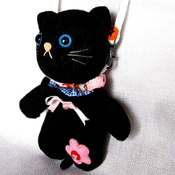 ちょっぴり小顔の黒ネコちゃんキッズポシェット(=^・^=) 2枚目の画像