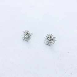シルバーアクセサリー お花ピアス -Silver 2枚目の画像